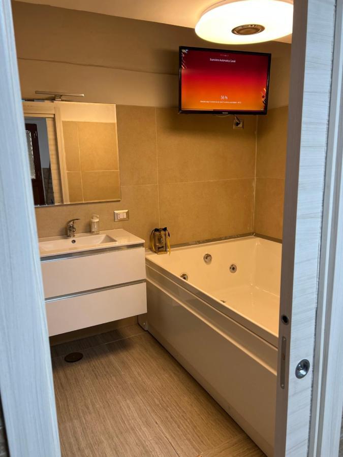 Petite Suite Nápoles Exterior foto